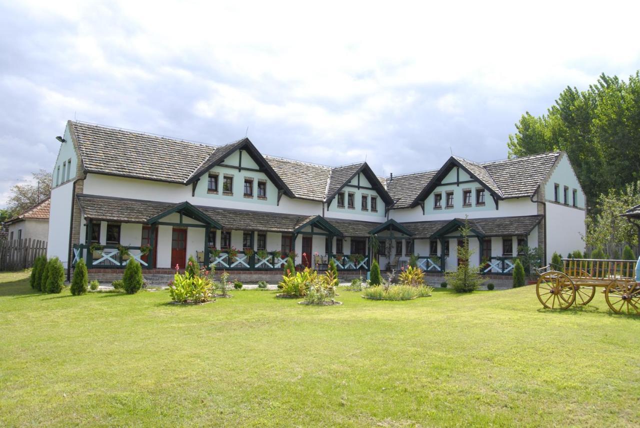 Farm stay Jelen Salas Palic